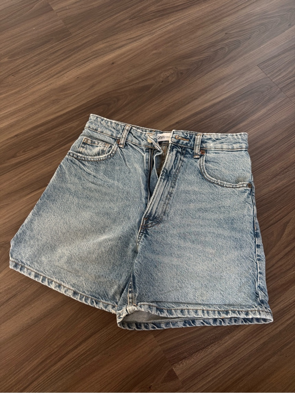 Zara Medium Wash Denim Shorts